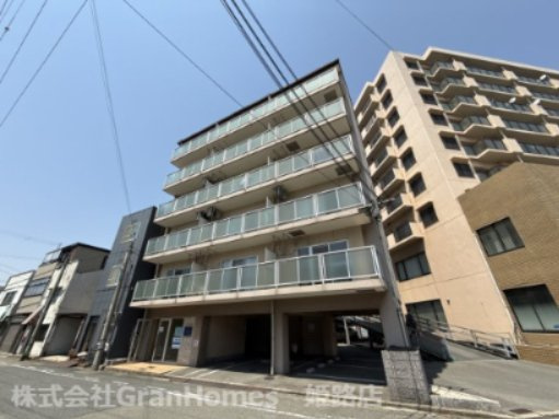 ファーストイン夢前川駅前の外観