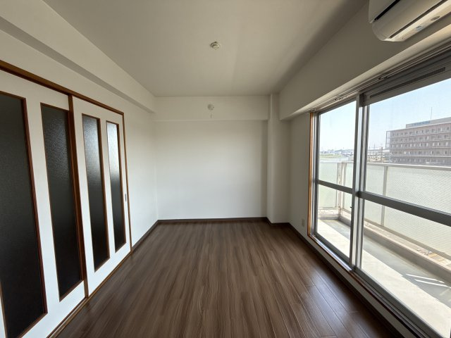 ファーストイン夢前川駅前の寝室