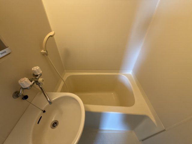 ファーストイン夢前川駅前の浴室