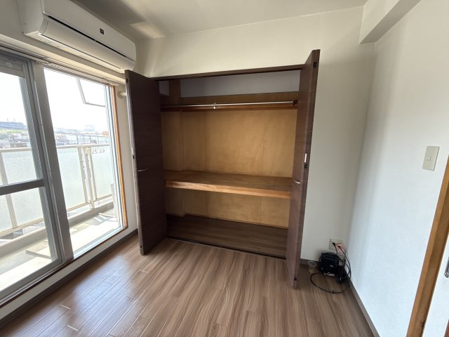 ファーストイン夢前川駅前の収納