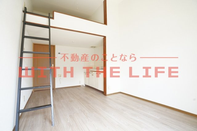 OCTOHOUSE（オクトハウス）【キャッシュバック対象物件】の洋室|広々とした洋室です