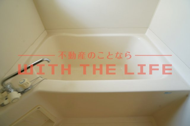 OCTOHOUSE（オクトハウス）【キャッシュバック対象物件】の浴室|コンパクトで使いやすいお風呂です
