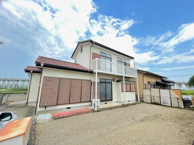 藤岡市下栗須　古家付の外観