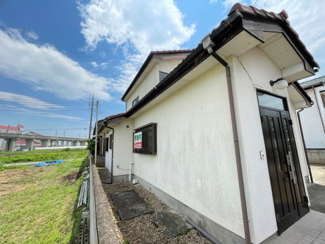 藤岡市下栗須　古家付の外観