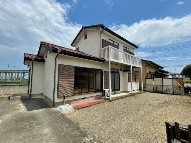 藤岡市下栗須　古家付の外観