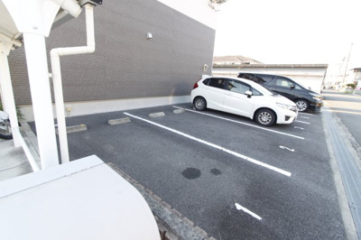 【駐車場】 | ネオ　ステージ
