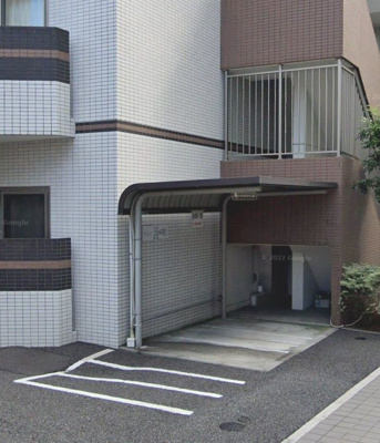 【駐車場】 | LuCe bunkyo | 敷地内にバイク置き場あり(^^)/