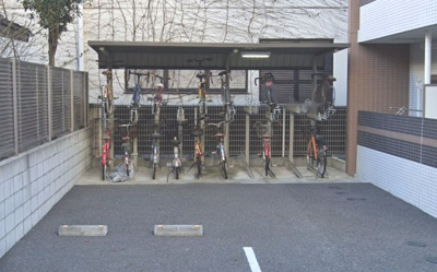 【その他共用部分】 | LuCe bunkyo | 屋根付きの駐輪場があります(^^)/