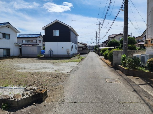 高崎市棟高町売土地の前面道路含む現地写真