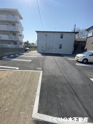 【駐車場】 | 村上ハイツ | 駐車場があります