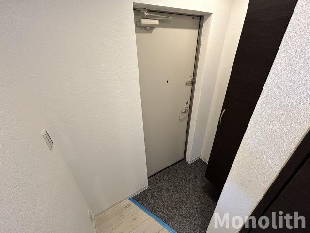 ジーメゾン泉大津エヴァースの玄関