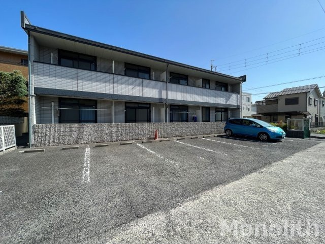 ハイツファニーの駐車場