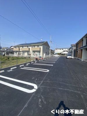 【駐車場】 | ルーベル　立花　Ⅰ | 駐車場に車を止められます