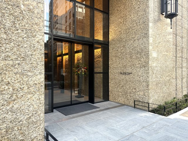 ザ・ファインタワー大阪肥後橋のエントランス