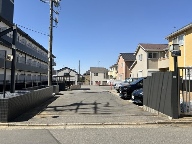 【駐車場】