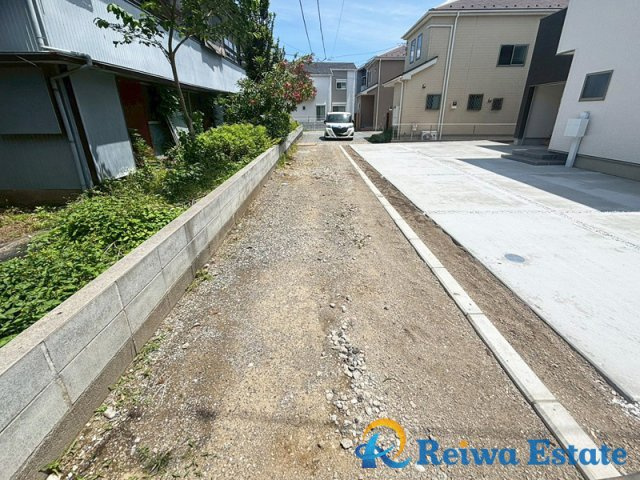 新築戸建　高座郡寒川町一之宮2丁目の前面道路含む現地写真