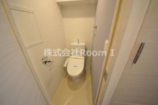 【トイレ】 | プライムアーバン御堂筋本町 | 落ち着いた色調のトイレです