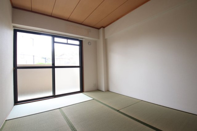 【内装】 | リビオ金剛