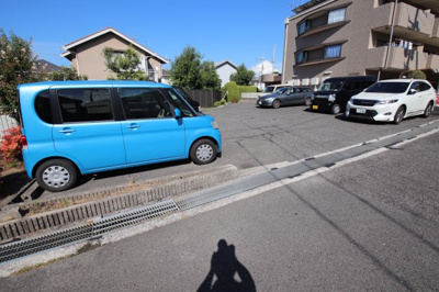 【駐車場】 | リビオ金剛