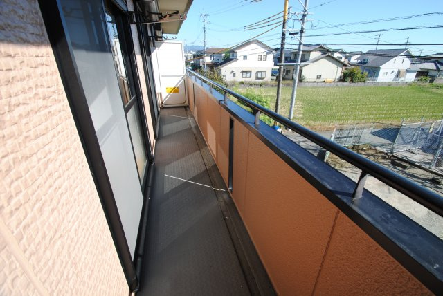 ドミールパーク江崎のバルコニー