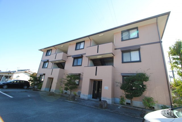 ドミールパーク江崎の外観