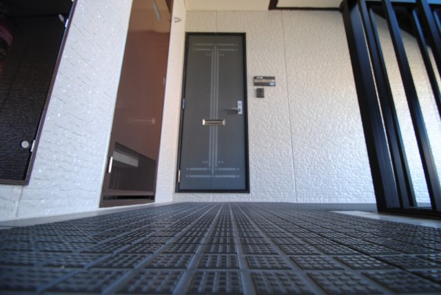 ドミールパーク江崎の玄関