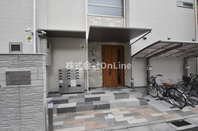 【エントランス】 | ピレーネ近江堂