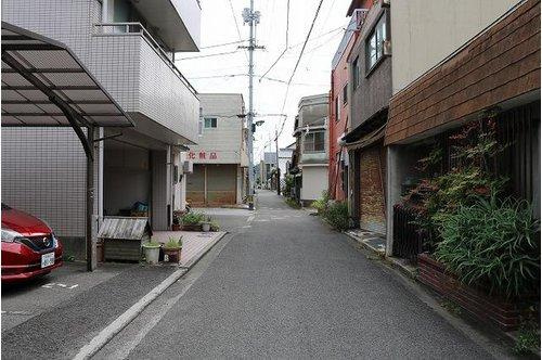 住吉二丁目土地の前面道路含む現地写真|前面道路北側から南側へ撮影しました