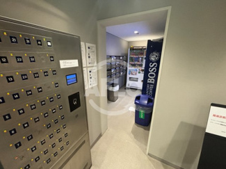 【その他共用部分】 | LUCID SQUARE SEMBA　自販機