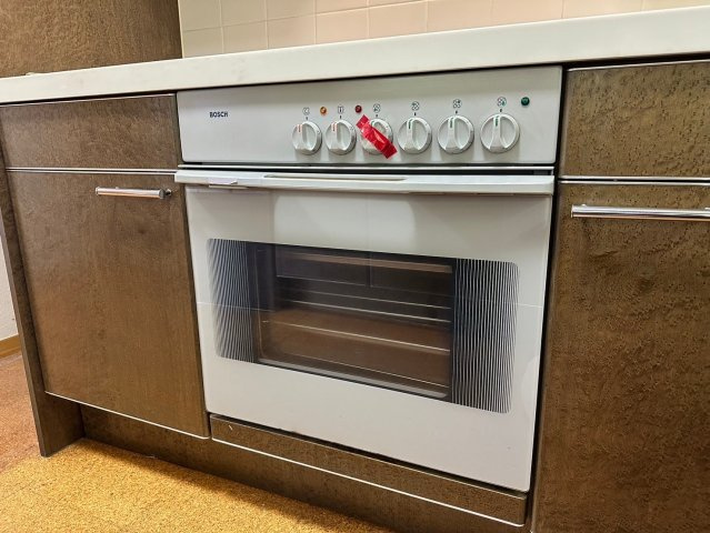 ザ・シーン徳川園の設備|オーブン内蔵でお料理の幅が広がります♪