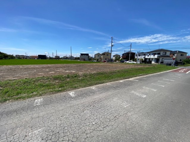 川越市古谷上　建築条件なし売地　東武東上線『川越駅』バス15分　【古谷小学区】の前面道路含む現地写真