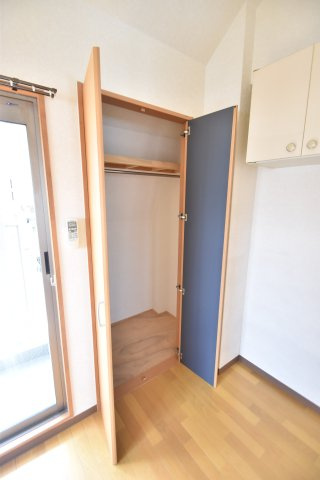 大阪市城東区蒲生１丁目の賃貸マンションの収納