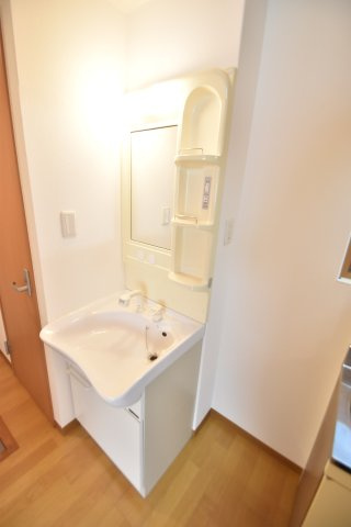 大阪市城東区蒲生１丁目の賃貸マンションの洗面所