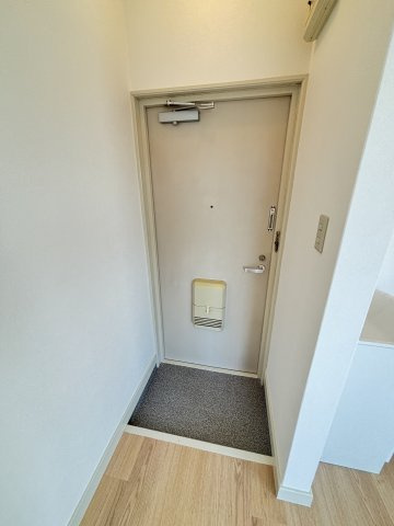 【玄関】