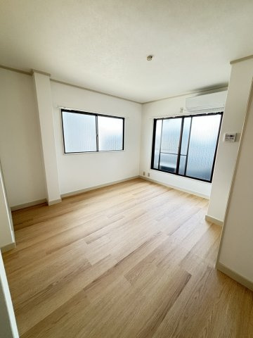 【寝室】