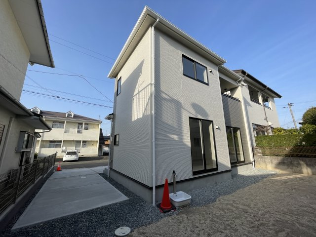 福島市笹谷谷地中　Blooming Garden　全1棟の外観|南西から撮った外観になります