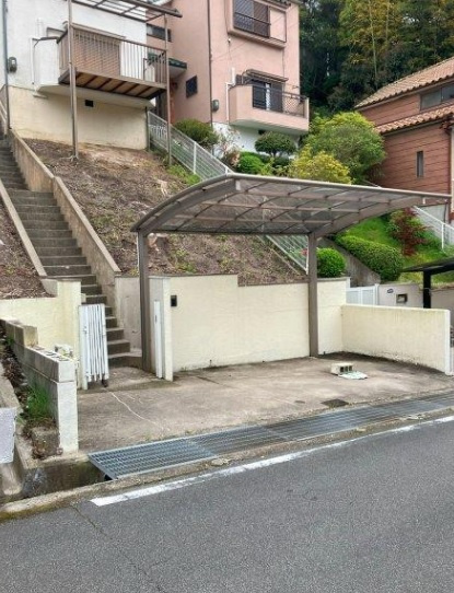 神戸市垂水区下畑町　中古戸建　収益の前面道路含む現地写真