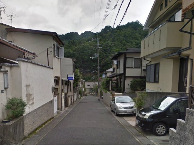【前面道路含む現地写真】 | 山科区四ノ宮小金塚　中古戸建