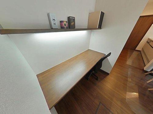 岡山市南区浦安本町　築浅一戸建ての内装|ワークスペースが備えられており、お子様の勉強や在宅ワークの際に便利です！