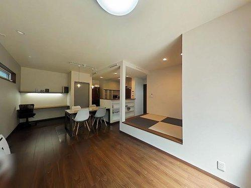 岡山市南区浦安本町　築浅一戸建ての居間・リビング|日当たりが良く、風通しの良い空間です！是非現地でご体感ください！