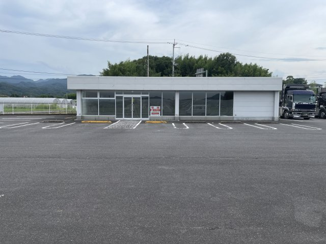 さぬき市寒川町石田西貸し店舗事務所の外観