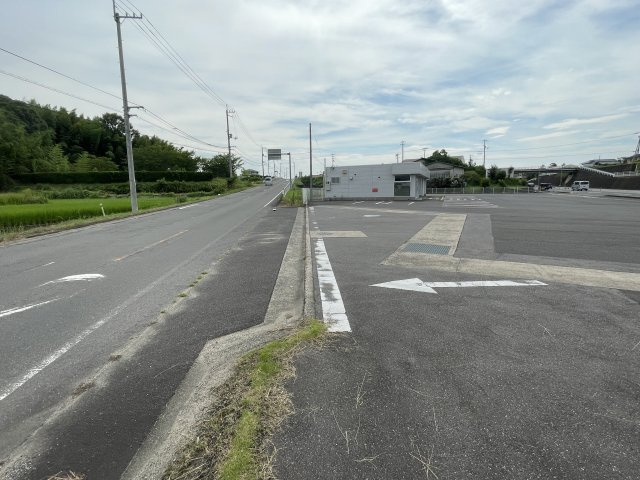 さぬき市寒川町石田西貸し店舗事務所の外観