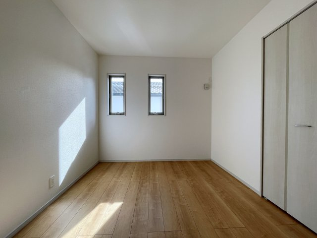 新築戸建　白河市久田野23-P1　イロドリライト　全6棟の洋室