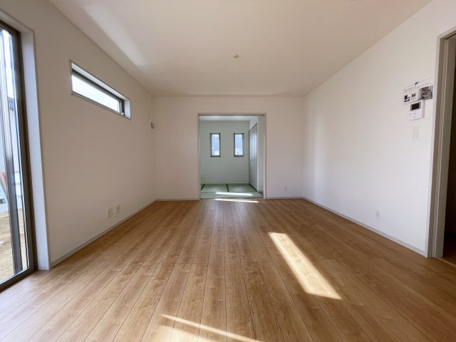 新築戸建　白河市久田野23-P1　イロドリライト　全6棟の居間・リビング