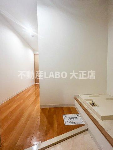 パーフェクトライフ九条の玄関
