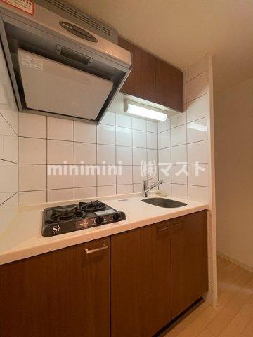 アーデン谷町のキッチン