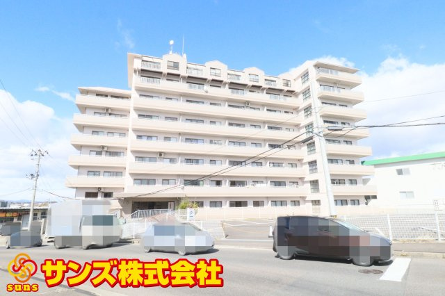 スタジオーネ郡山の外観|南側から見た外観