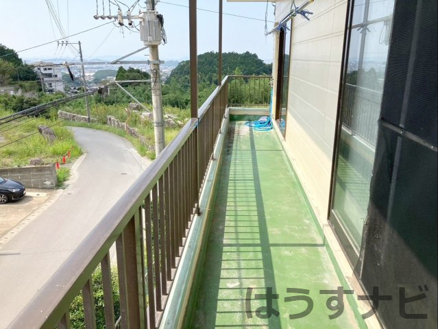 糟屋郡須恵町大字佐谷　中古戸建のバルコニー|《2階》日当り良好な南面バルコニーです！