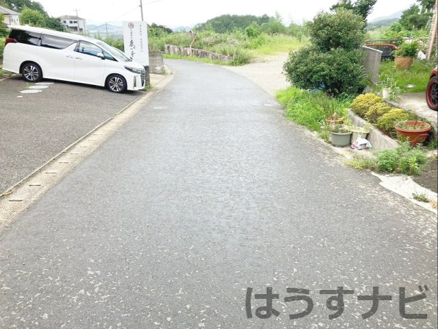 糟屋郡須恵町大字佐谷　中古戸建の前面道路含む現地写真|前面道路含む現地写真です！