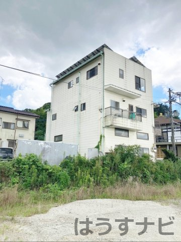 糟屋郡須恵町大字佐谷　中古戸建の外観|2、3階が居住スペースとなっております！